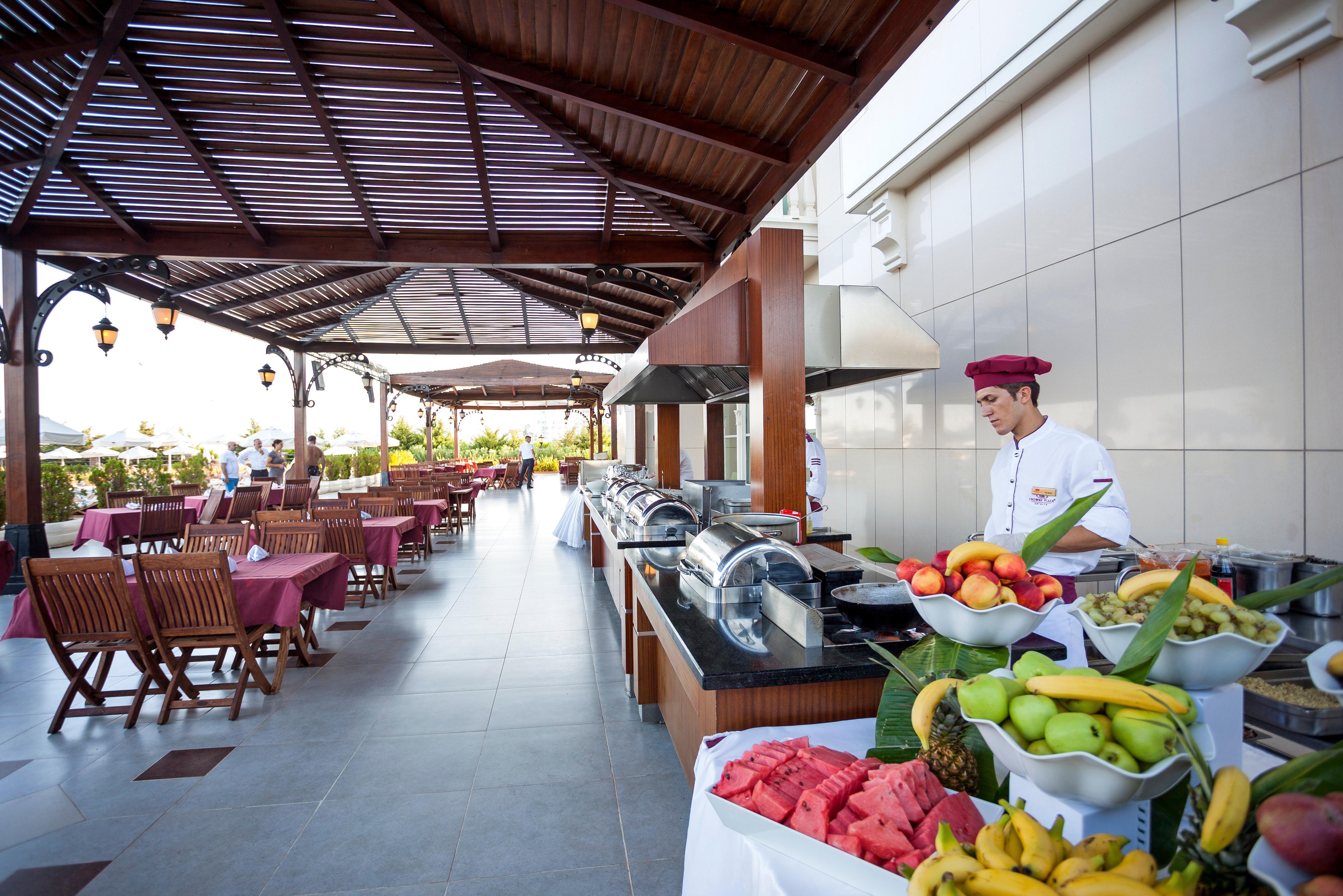 Crowne Plaza Antalya, An Ihg Hotel Exterior photo The Terrace Restaurant