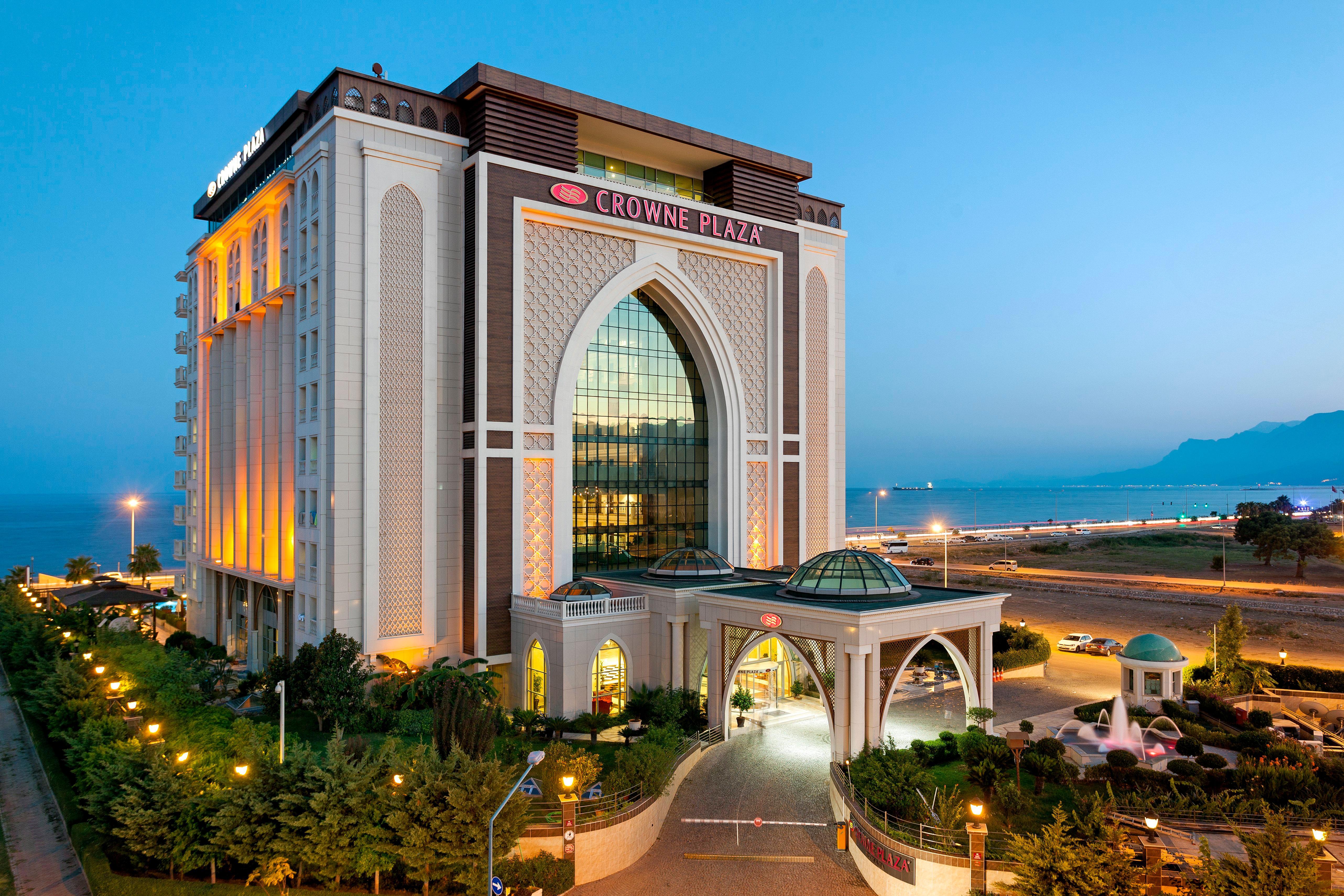 Crowne Plaza Antalya, An Ihg Hotel Exterior photo Crown Plaza Hotel